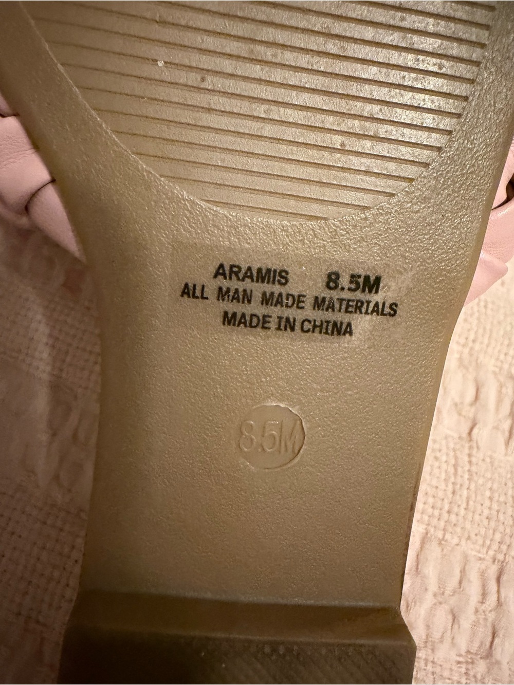 ⛔️CUSHIONAIRE Aramis Woven Slide Sandal Size 8.5 GUC - Picture 12 of 12